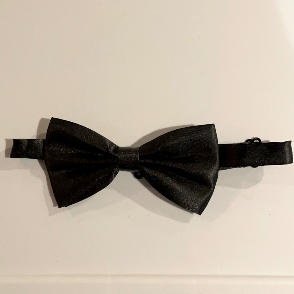 Classic Black Bow Tie